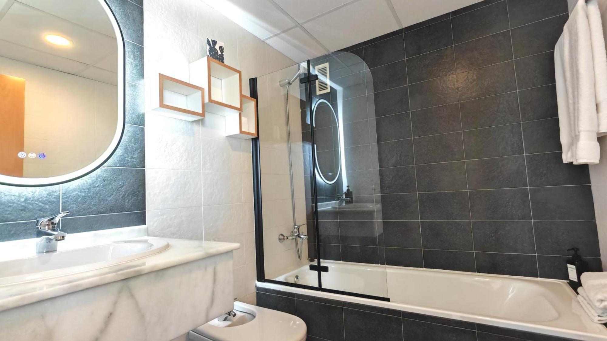 36th Floor - Highrise With Private Terrace & Amazing Sea Views Apartament *
