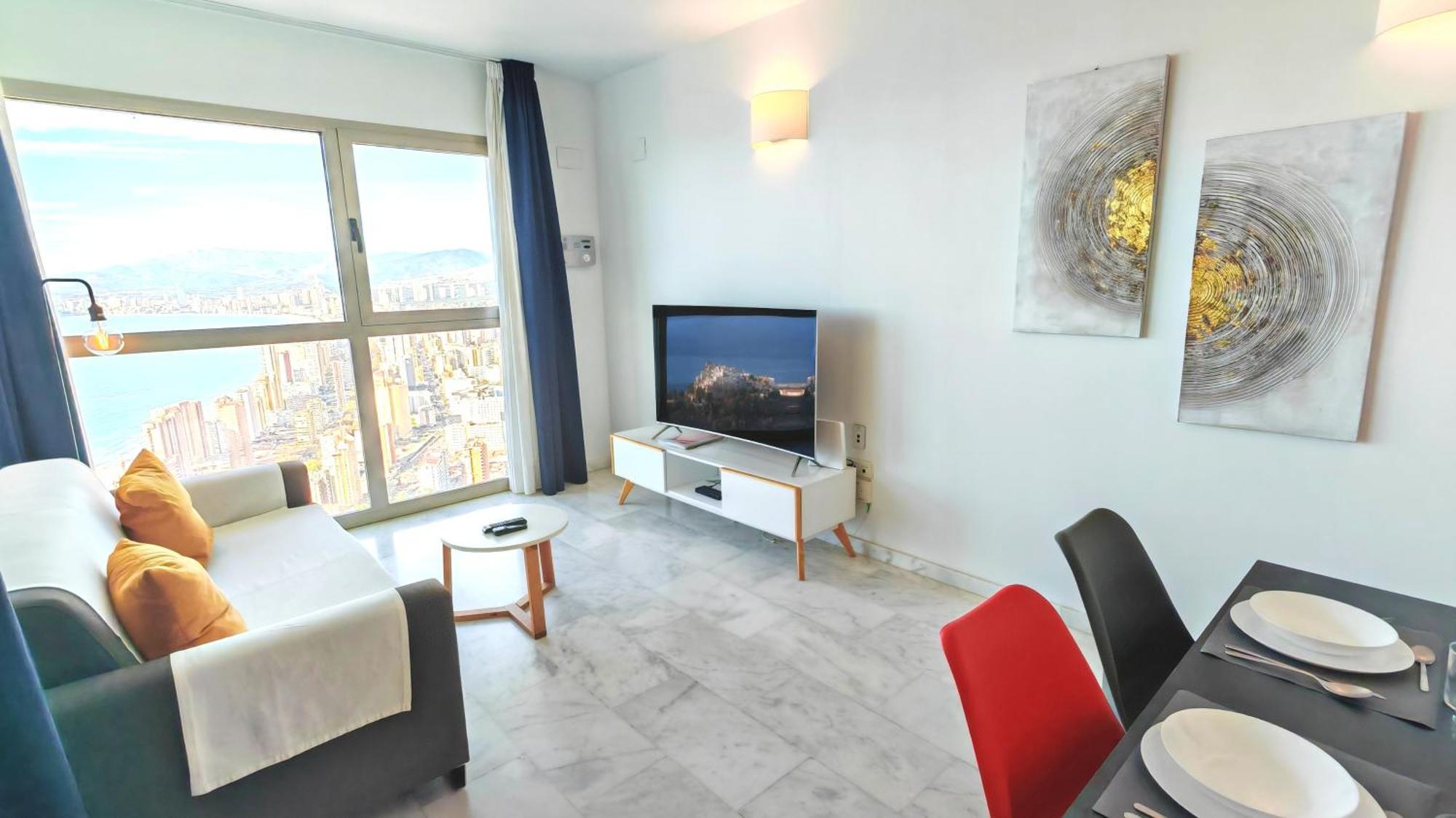 Apartament 36th Floor - Highrise With Private Terrace & Amazing Sea Views *